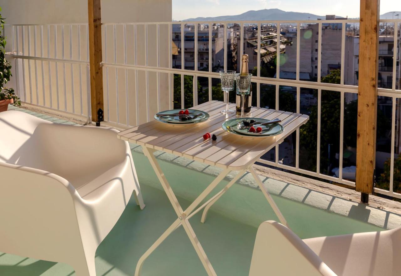 Blue And White Apartment Vipgreece Атина Екстериор снимка