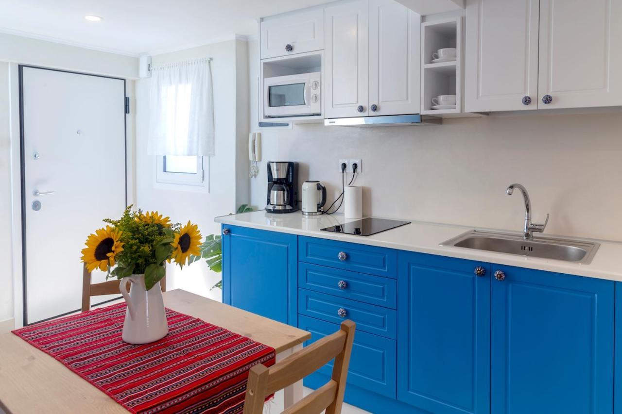 Blue And White Apartment Vipgreece Атина Екстериор снимка
