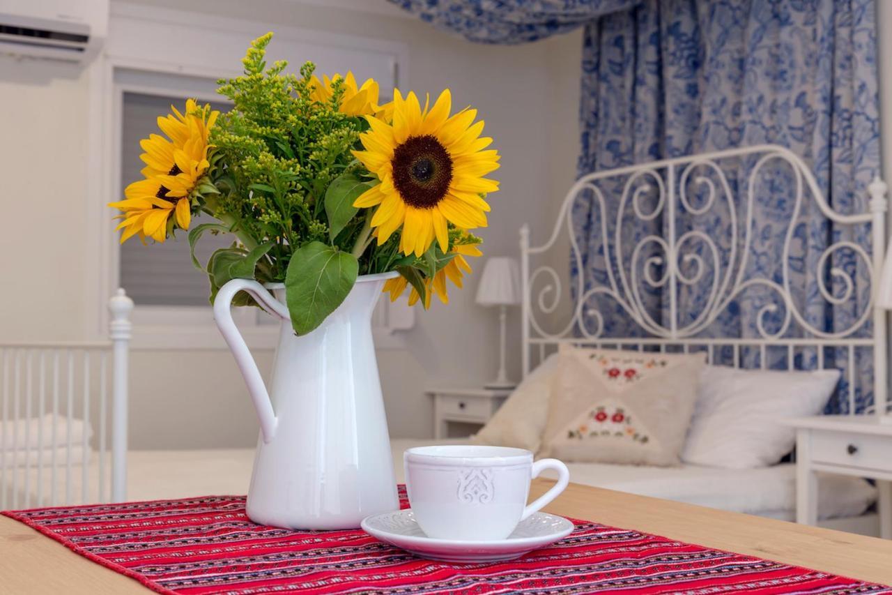 Blue And White Apartment Vipgreece Атина Екстериор снимка
