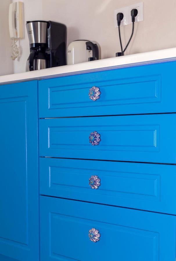 Blue And White Apartment Vipgreece Атина Екстериор снимка